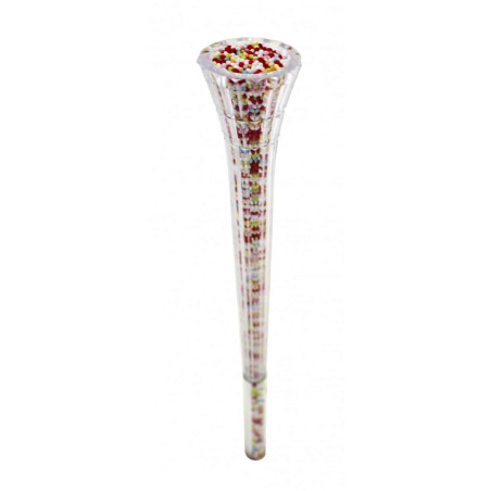 4-columnas-transparentes-para-pastel-en-el-suelo-PYME