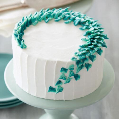 pastel-decorado-con-manga-pastelera