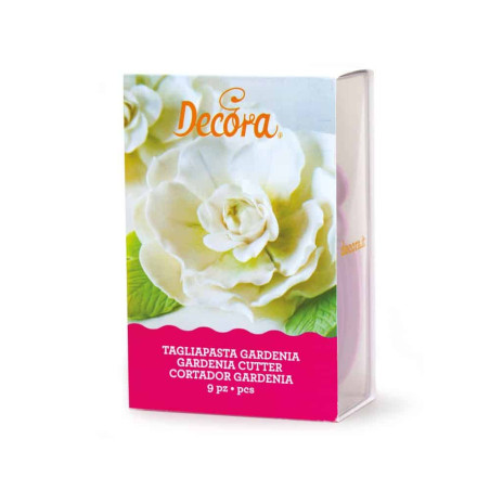 flor-de-gardenia-en-pasta-de-azucar