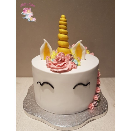 pastel-de-unicornio-en-pasta-de-azúcar-silkytop
