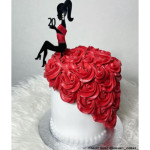 cake-topper-mujer-sentada-edad-personalizada