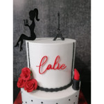 Cake Topper Silueta de una mujer sentada para personalizar