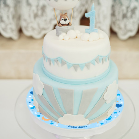 pastel-tablero-pastel-es-un-niño-personalizado