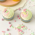 cupcake de unicornio y chispitas