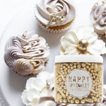 cupcake con chispitas doradas