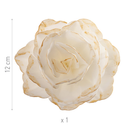 flor de oblea blanca y dorada