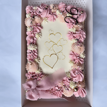 Adorno de corazón en forma de cara para pastel