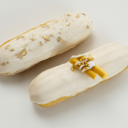 Eclair con glaseado de vainilla