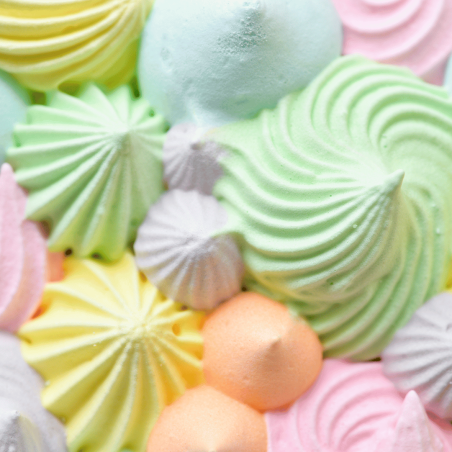 meringues multicolores pastel