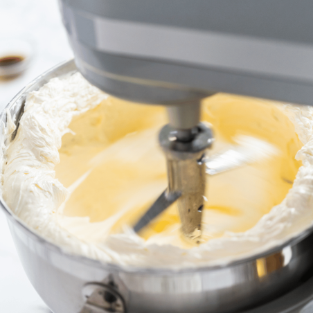 preparación de crema de mantequilla de vainilla