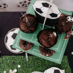 Soporte para cupcakes de fútbol de dos niveles