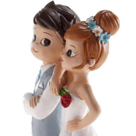 Detalles: figura, pastel de bodas con rosa