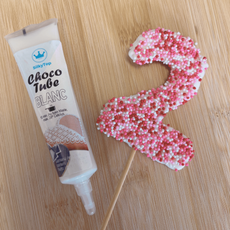 tubo de chocolate blanco