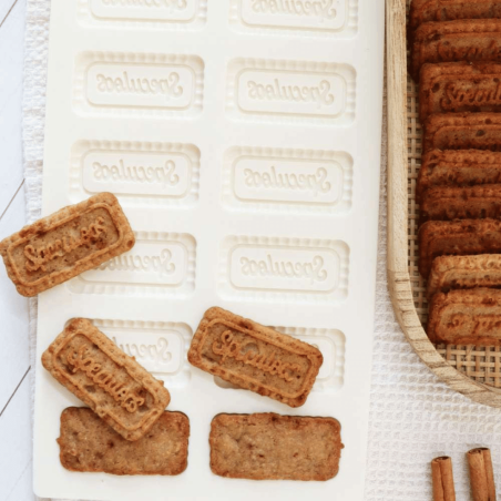 Molde de silicona scrapcooking para galletas speculoos