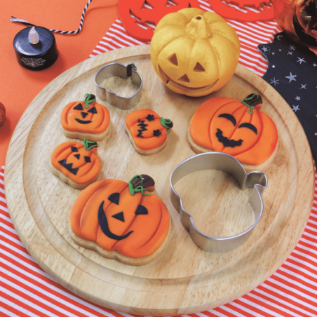 galletas de calabaza decoradas, pastel pequeño