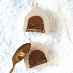 Molde de silicona 3D con forma de chalet navideño para postres helados